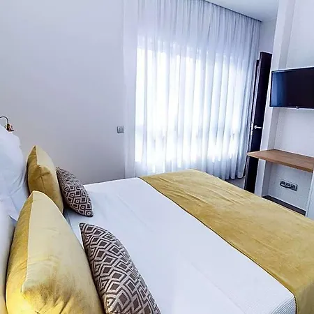 Urbansea Homes Hotel 3*